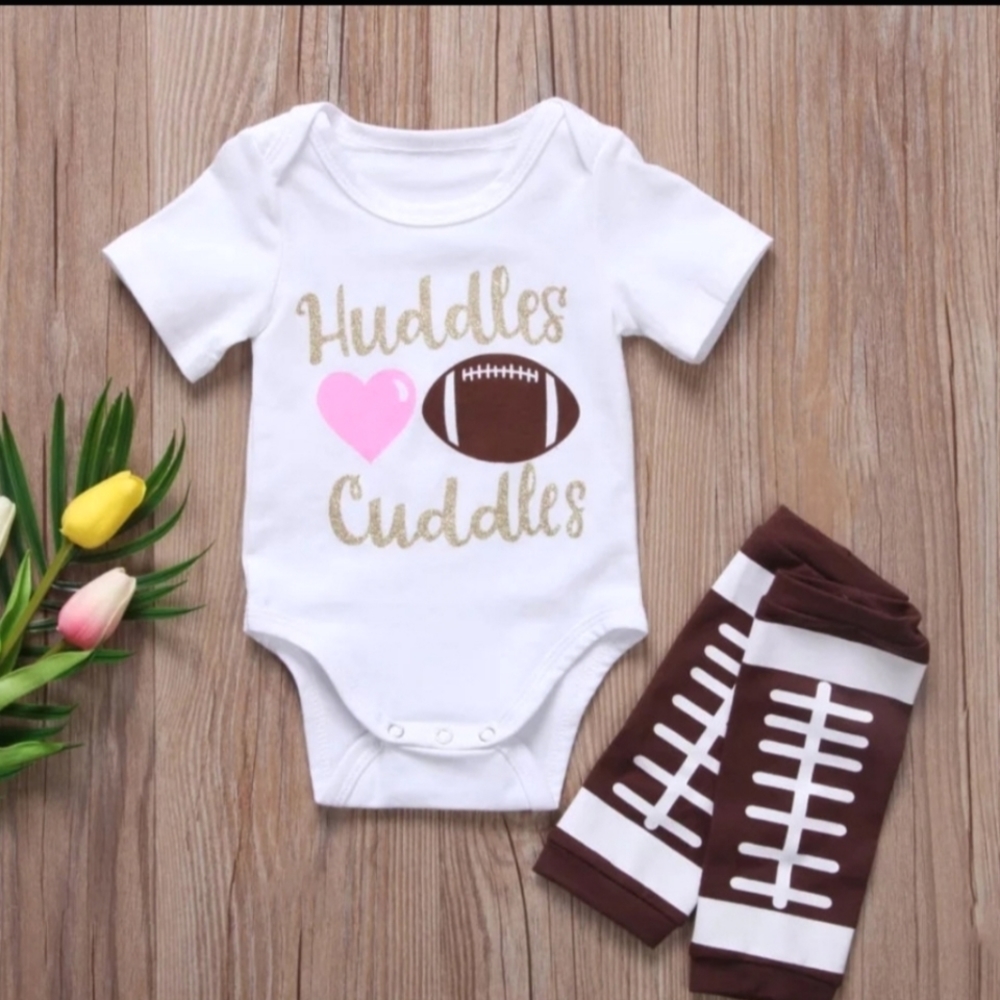 HUDDLES ♡ CUDDLES - BNWT - Onesie & Leg Warmer Set